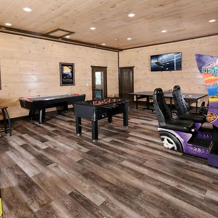 Villa Swim And Gym Mansion Pigeon Forge Exterior foto