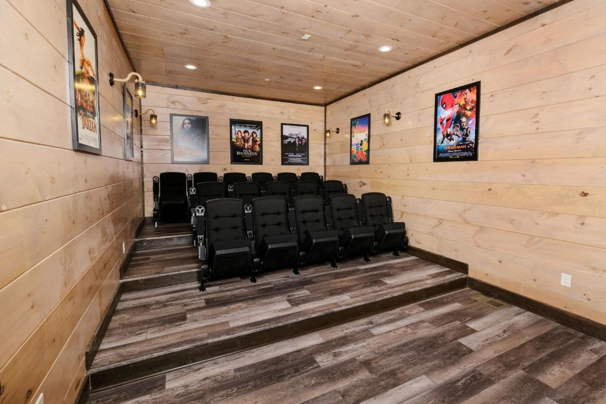 Villa Swim And Gym Mansion Pigeon Forge Exterior foto